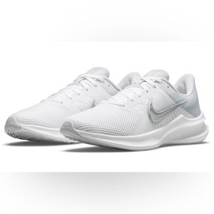 Nike Women's Downshifter 11 Running Shoes